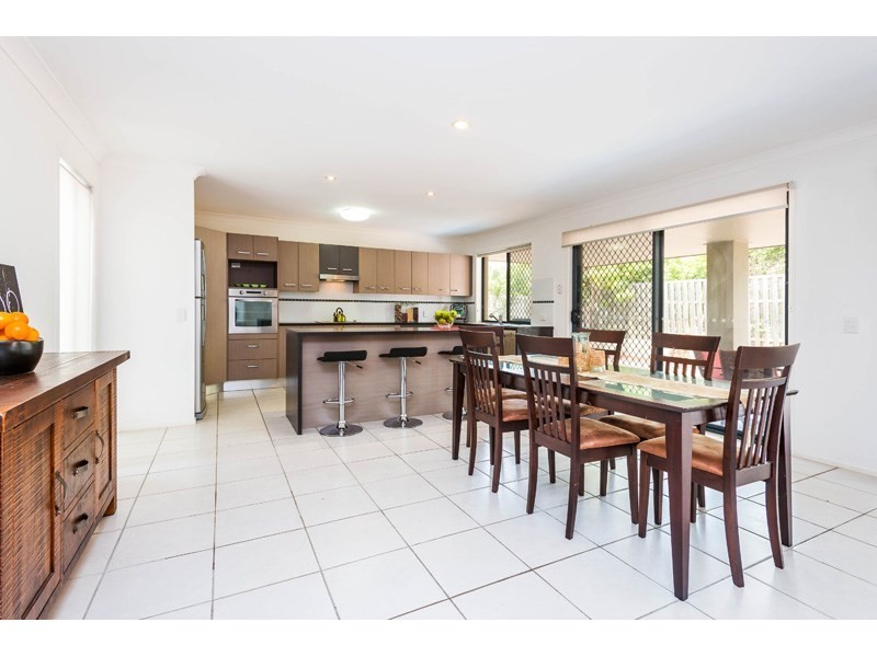 41 Mapleton Circuit, Parkinson QLD 4115