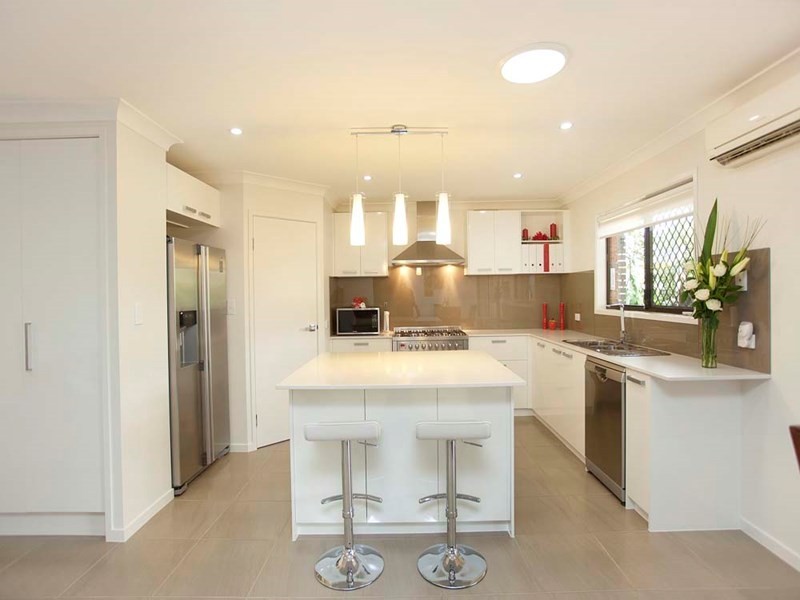 39 Kenora Street, Mansfield QLD 4122