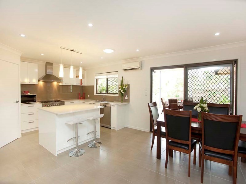 39 Kenora Street, Mansfield QLD 4122