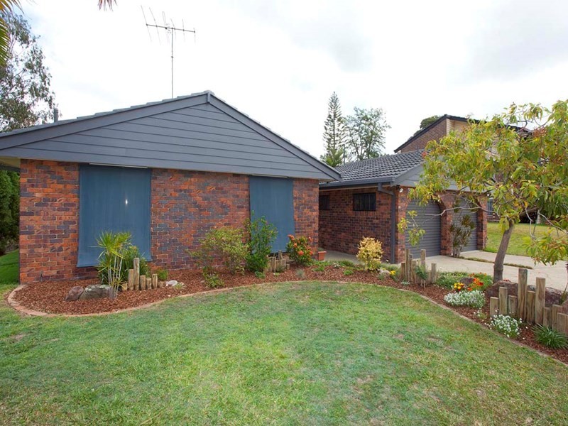 39 Kenora Street, Mansfield QLD 4122
