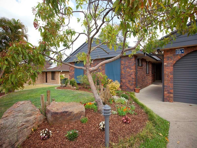 39 Kenora Street, Mansfield QLD 4122