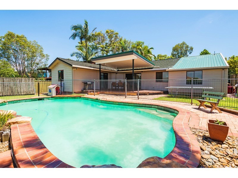 24 Mannetto Street, Wishart QLD 4122