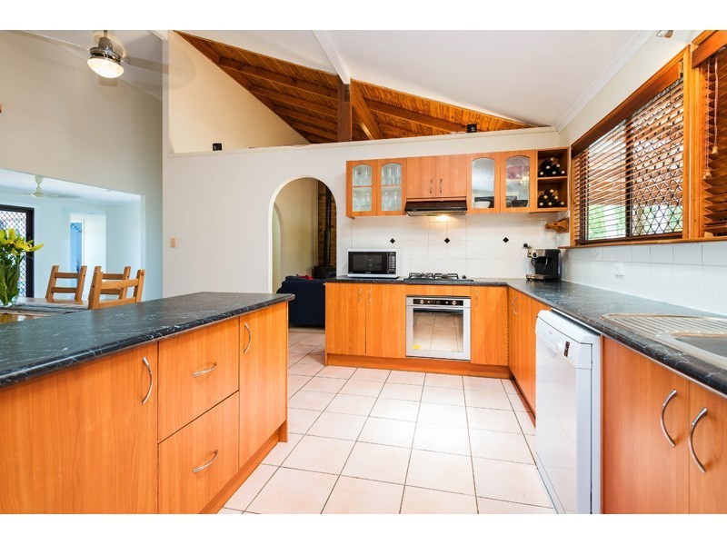 24 Mannetto Street, Wishart QLD 4122