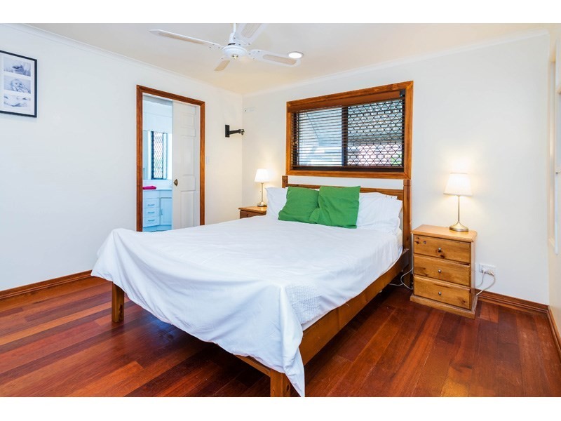 24 Mannetto Street, Wishart QLD 4122