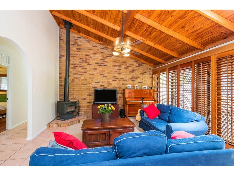 24 Mannetto Street, Wishart QLD 4122