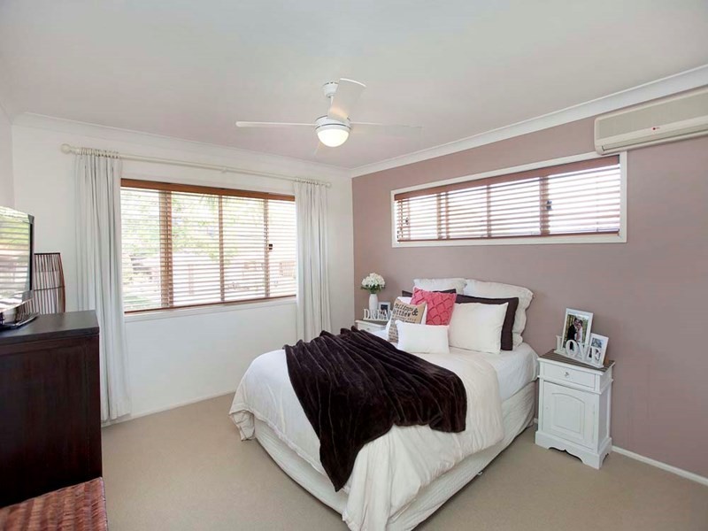 5 Amsterdam Street, Wishart QLD 4122