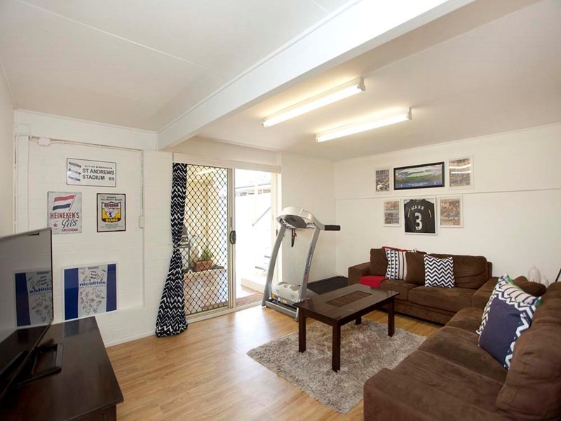 5 Amsterdam Street, Wishart QLD 4122