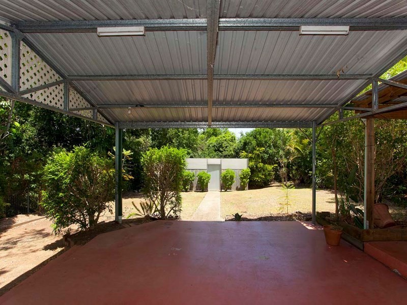 61 Wanda Road, Upper Mount Gravatt QLD 4122