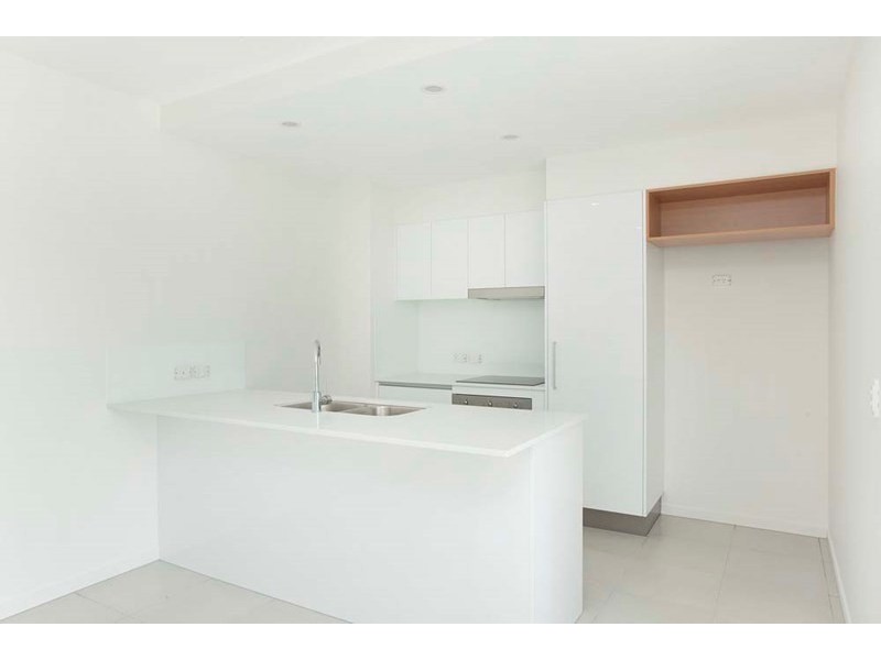 7 and 13/8 Springwood Street, Mount Gravatt East QLD 4122