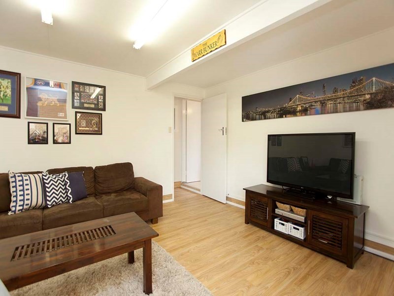 5 Amsterdam Street, Wishart QLD 4122