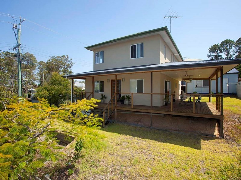 29 Fry Street, Holland Park QLD 4121