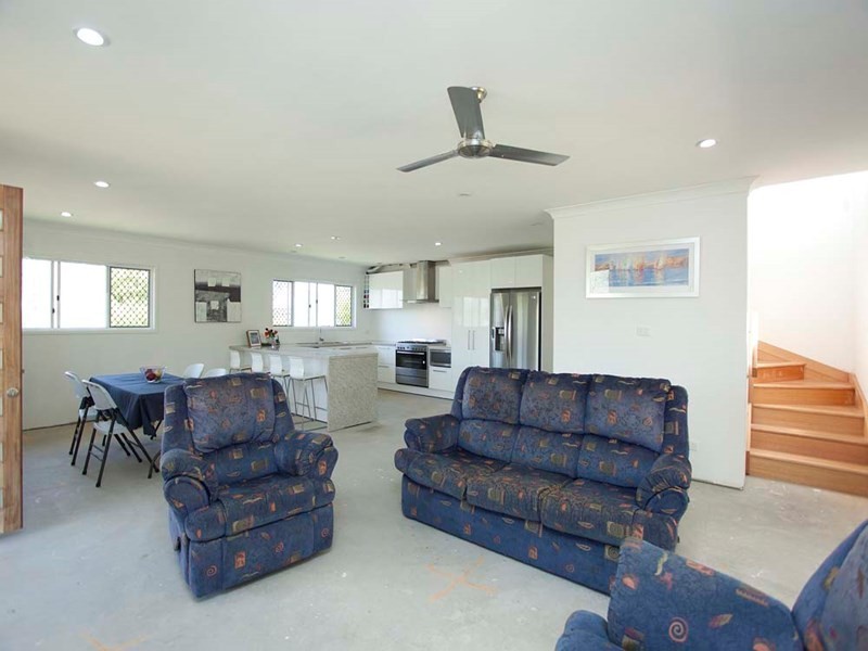 29 Fry Street, Holland Park QLD 4121