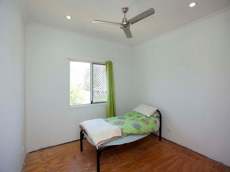 29 Fry Street, Holland Park QLD 4121