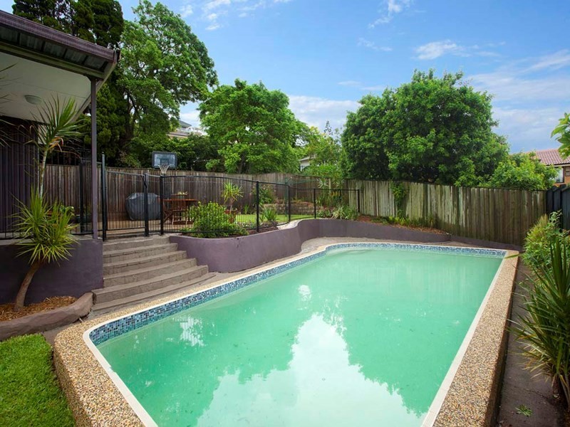 47 Mt Gravatt Road, Upper Mount Gravatt QLD 4122