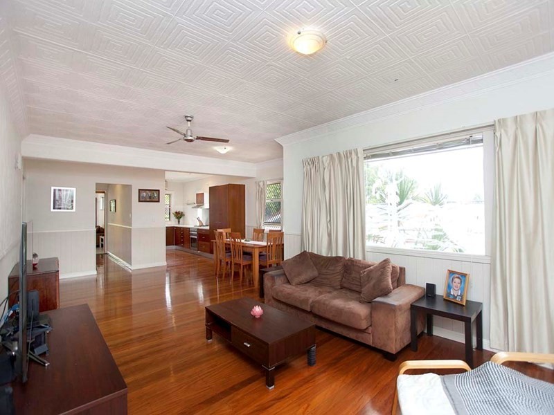 47 Mt Gravatt Road, Upper Mount Gravatt QLD 4122