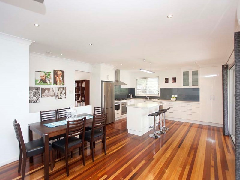 14 Bakewell Street, Mount Gravatt East QLD 4122