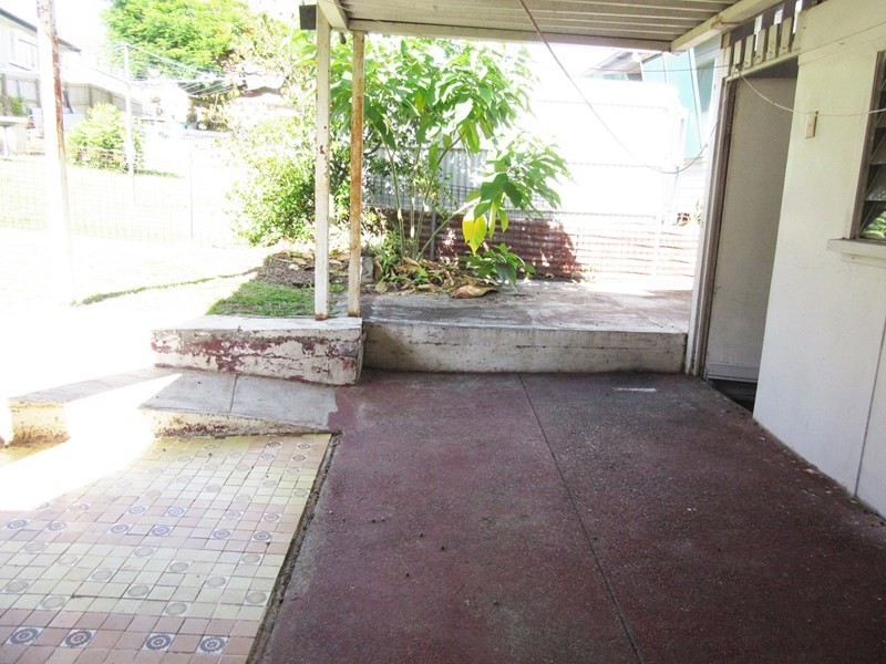 96 Creek Road, Mount Gravatt East QLD 4122