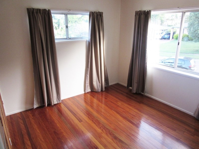 25 McCracken Street, Wishart QLD 4122