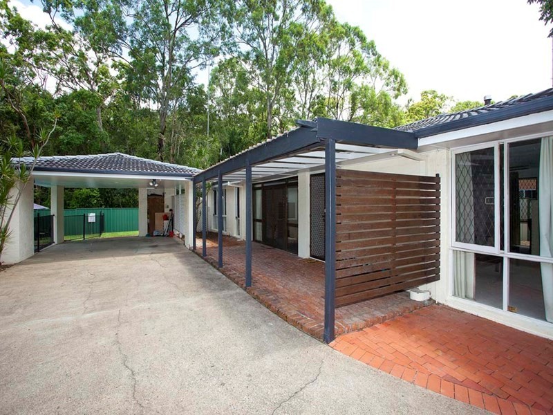 32 Dunstable Street, Macgregor QLD 4109