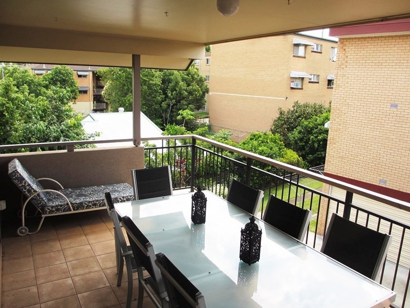 6/338 Cornwall Street, Greenslopes QLD 4120