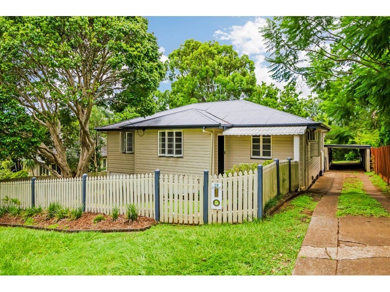 19 Nantwich Street, Mount Gravatt East QLD 4122