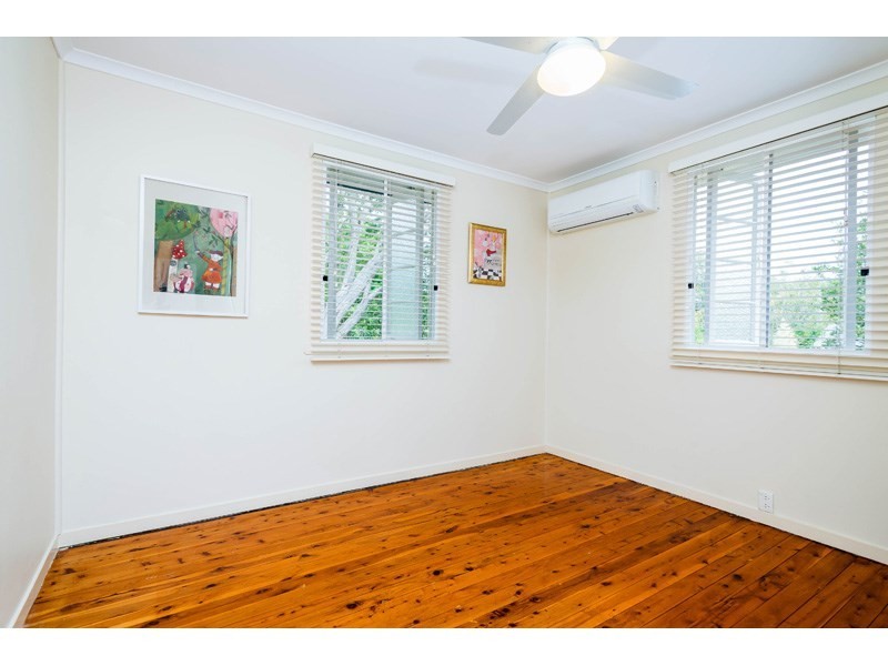 19 Nantwich Street, Mount Gravatt East QLD 4122