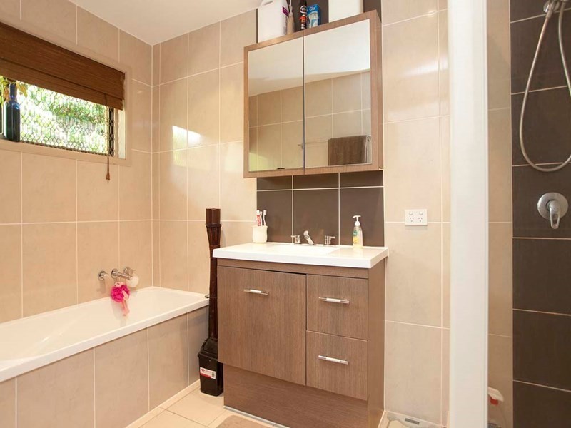 121 Garie Street, Wishart QLD 4122