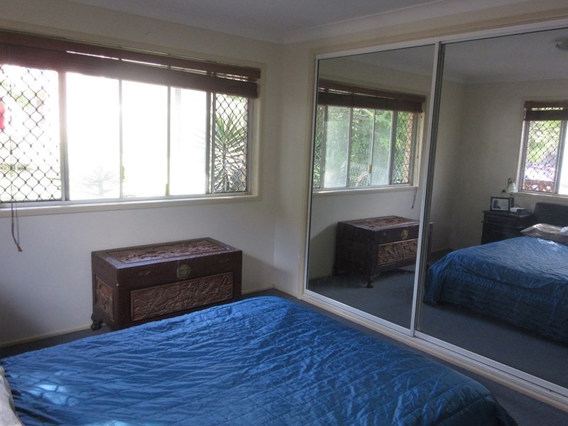 4/18 Swain Street, Holland Park QLD 4121