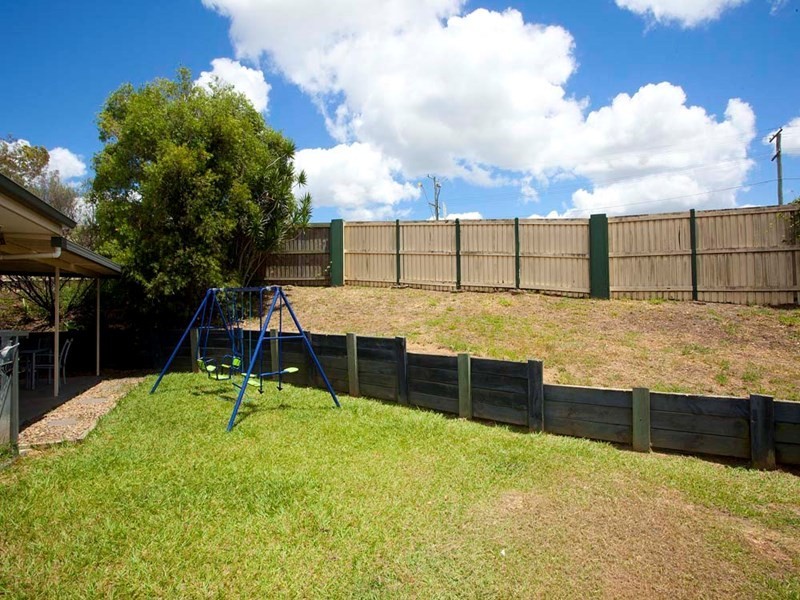 5 Sandpiper Place, Wishart QLD 4122