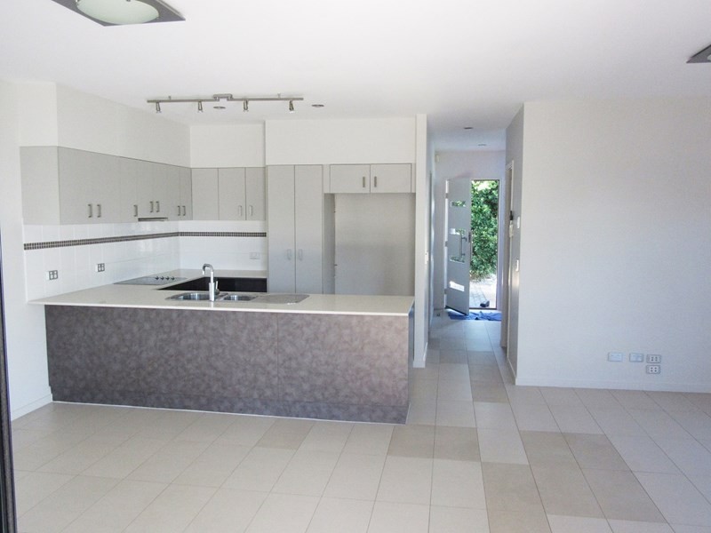 11 Mode Place, Eight Mile Plains QLD 4113