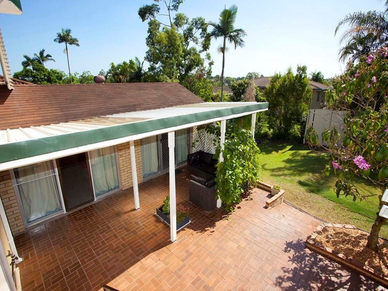 9 Amsterdam Street, Wishart QLD 4122