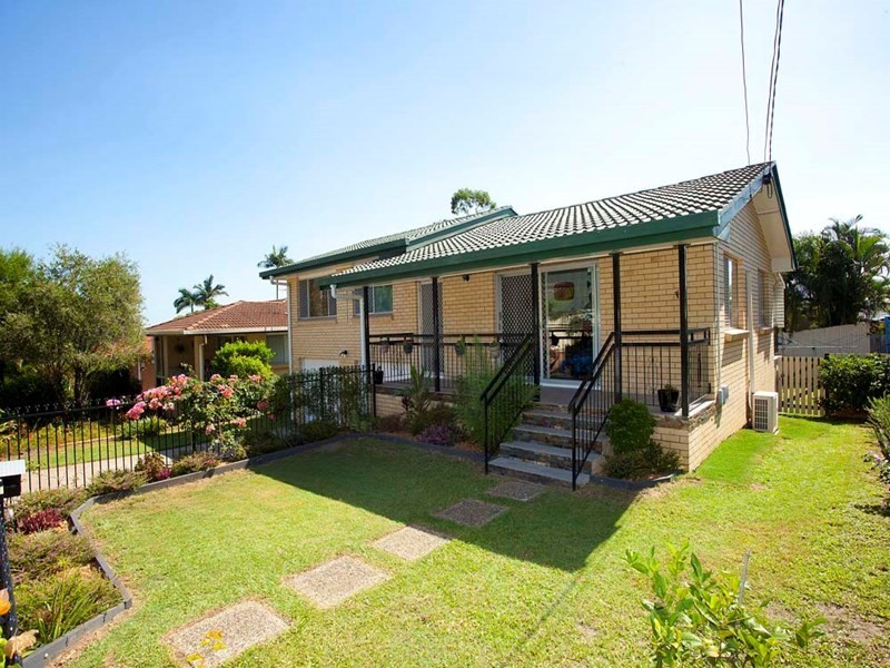 9 Amsterdam Street, Wishart QLD 4122