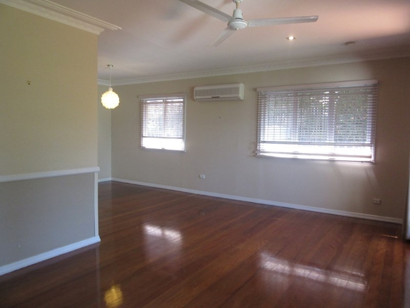 8 Leyland Street, Mount Gravatt East QLD 4122