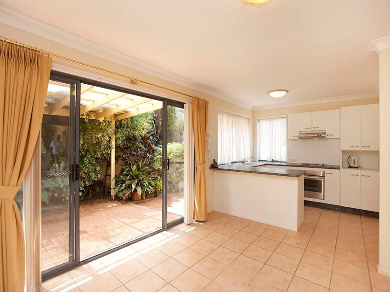 12 Hart Close, Mackenzie QLD 4156