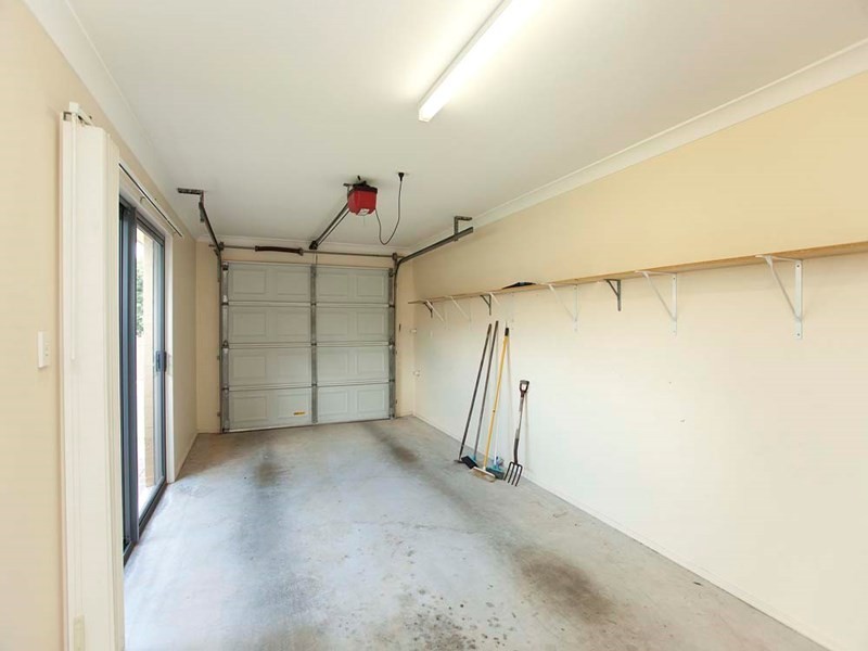 12 Hart Close, Mackenzie QLD 4156