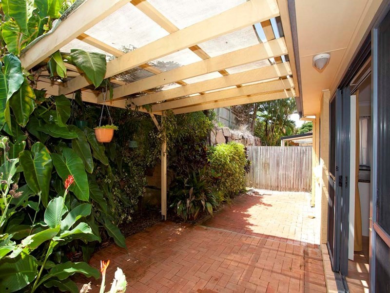 12 Hart Close, Mackenzie QLD 4156