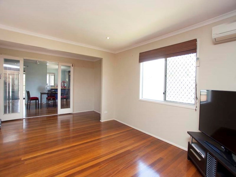 30 Barham Street, Coopers Plains QLD 4108