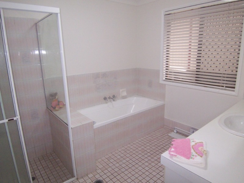 63 Koola Street, Wishart QLD 4122