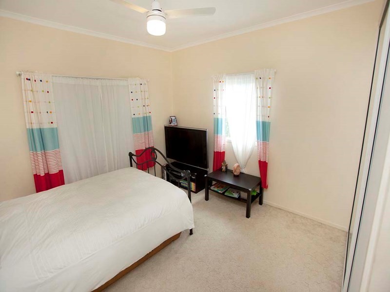 91 Creek Road, Mount Gravatt East QLD 4122