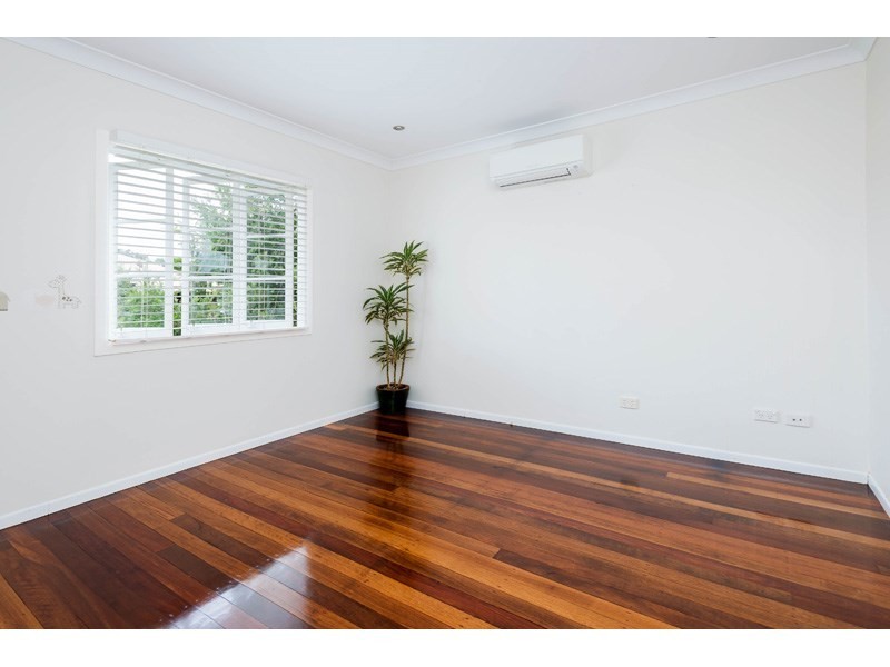 15 Floral Street, Mount Gravatt East QLD 4122