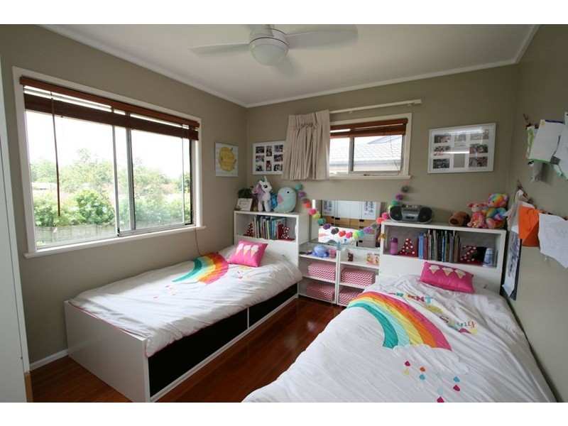 8 Kinkuna Street, Wishart QLD 4122