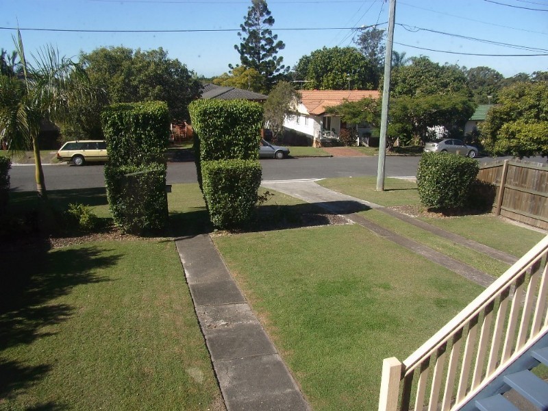 9 Curfew Street, Upper Mount Gravatt QLD 4122