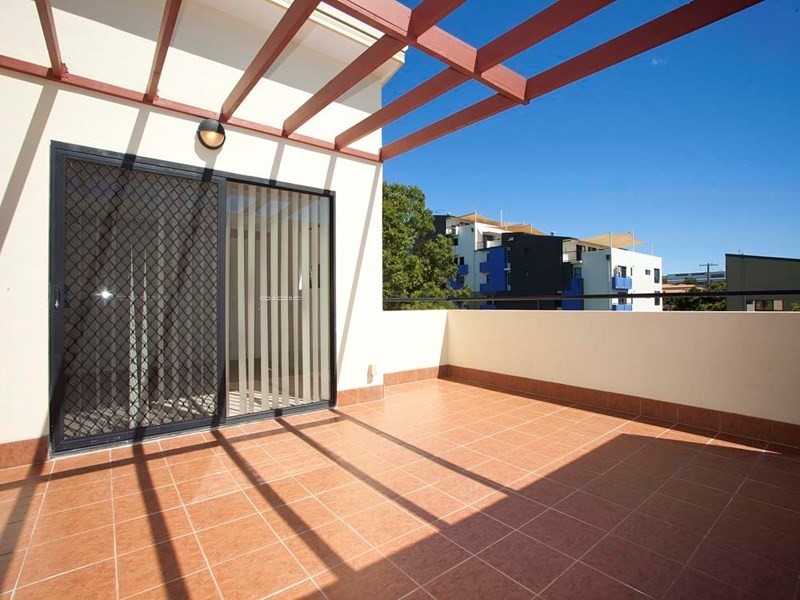 18/2200 Logan Road, Upper Mount Gravatt QLD 4122