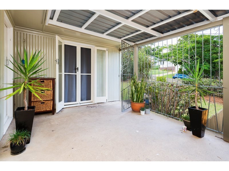 23 Nantwich Street, Mount Gravatt East QLD 4122