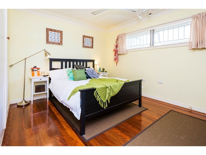 23 Nantwich Street, Mount Gravatt East QLD 4122
