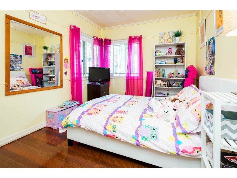 23 Nantwich Street, Mount Gravatt East QLD 4122