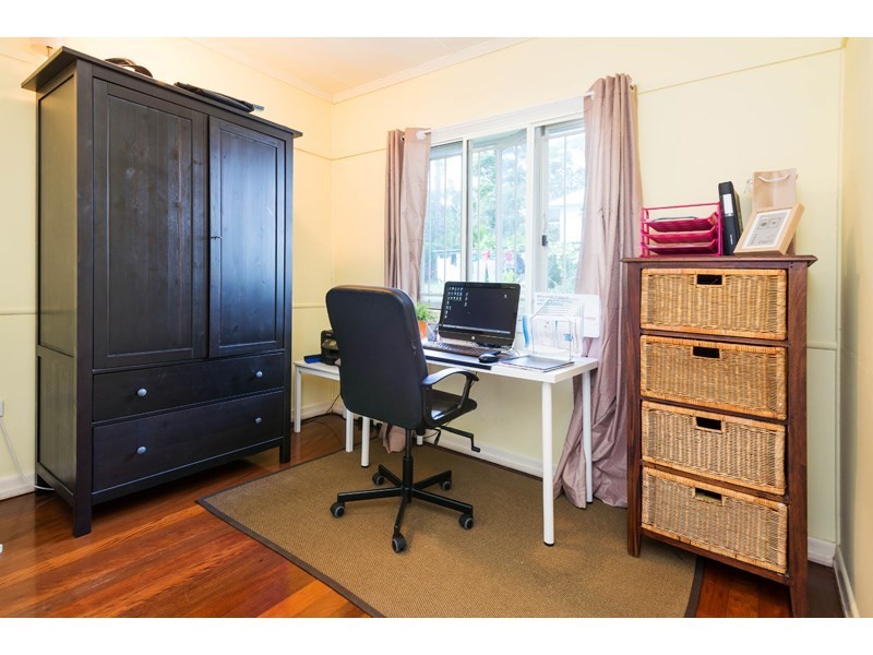 23 Nantwich Street, Mount Gravatt East QLD 4122