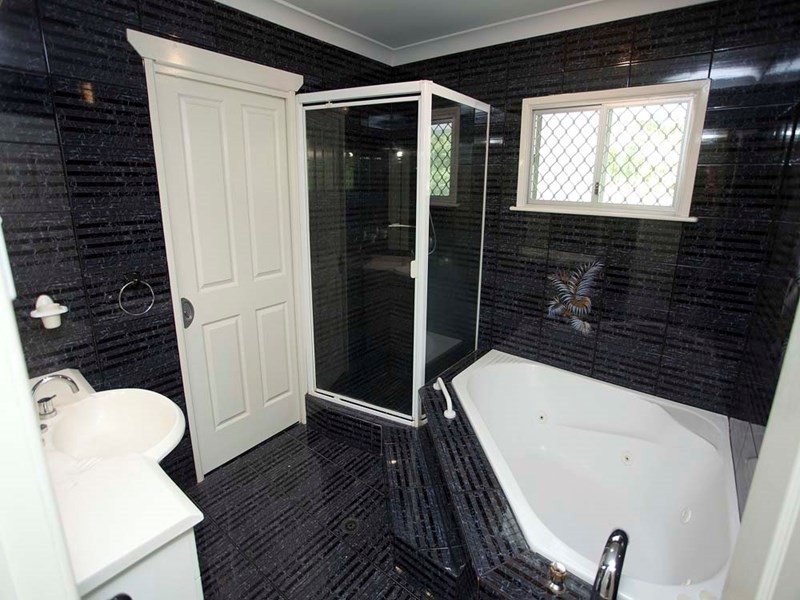 5 Bakewell Street, Mount Gravatt East QLD 4122