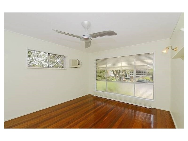 9 Fair Street, Wishart QLD 4122