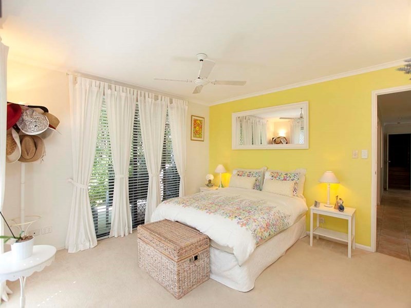 6 Monet Crescent, Mackenzie QLD 4156